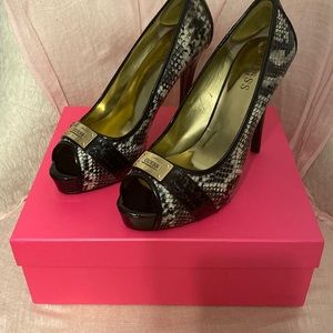 Guess gold black platform shoes